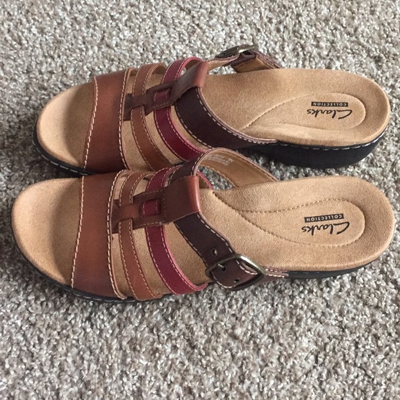 clarks sandals size 9